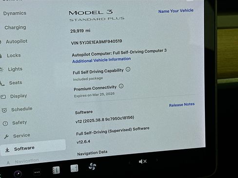 Used 2021 Tesla Model 3 Standard Range Plus image 17
