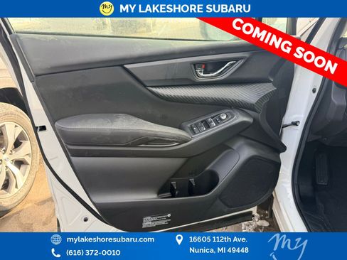 Used 2024 Subaru Ascent Premium w/ Convenience Package image 8