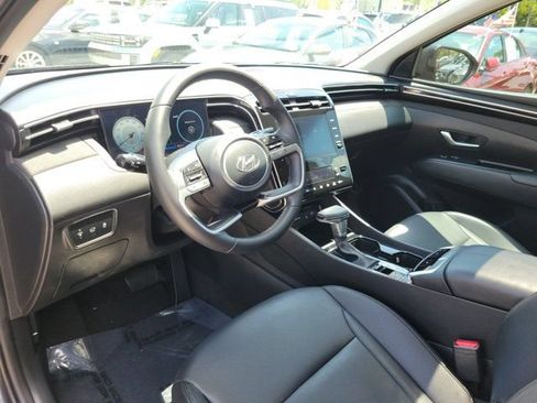 Certified 2023 Hyundai Tucson SEL w/ Convenience Package FWD image 16