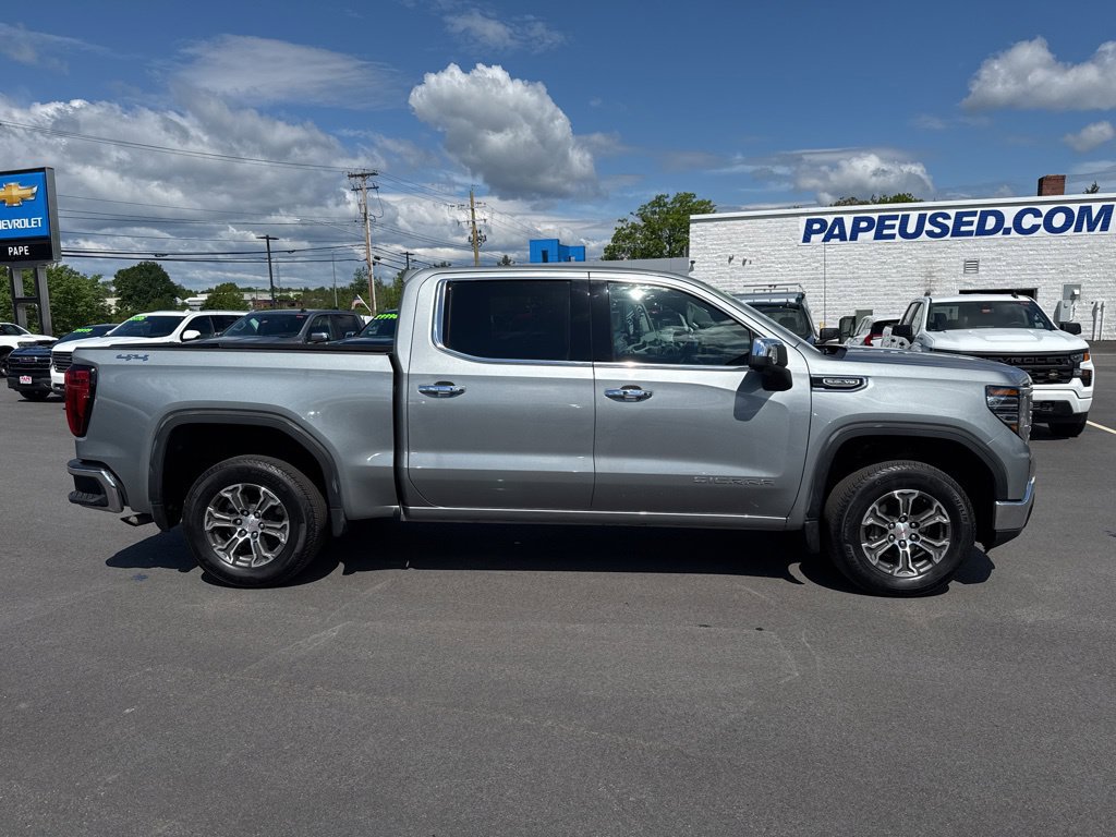 Used 2026 GMC Sierra 1500 SLT AWD/4WD image 3