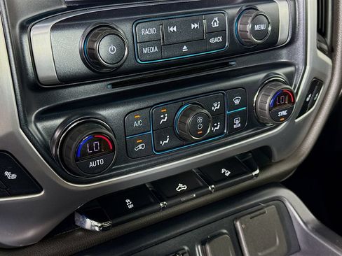 Used 2018 GMC Sierra 1500 SLE w/ SLE Fleet Preferred Package AWD/4WD image 14