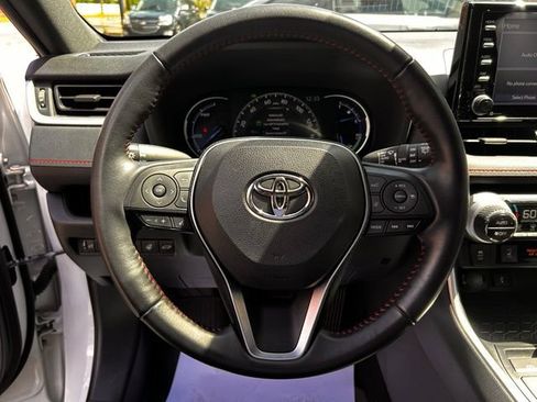 Used 2021 Toyota RAV4 SE w/ Weather & Moonroof Package AWD/4WD image 23