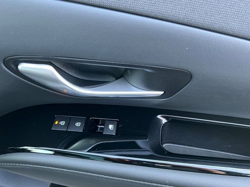 Certified 2025 Hyundai Tucson Limited image 22