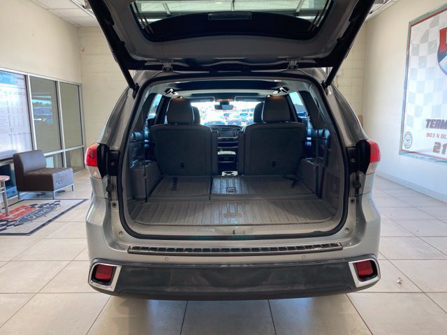 Used 2018 Toyota Highlander Limited w/ Protection Package #3 AWD/4WD image 7