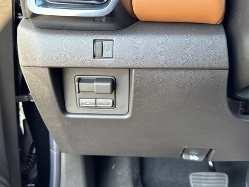 New 2026 GMC Canyon AT4 image 29