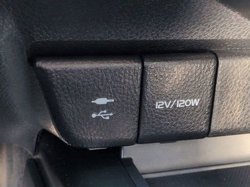 Used 2019 Toyota Camry LE FWD image 19