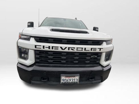 Used 2023 Chevrolet Silverado 2500 Custom w/ Custom Value Package image 9