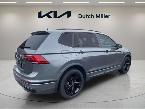 Used 2024 Volkswagen Tiguan SE R-Line FWD image 4