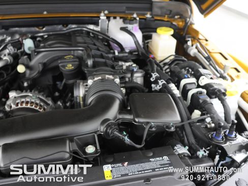 New 2026 Jeep Gladiator Mojave w/ Safety Group AWD/4WD image 18