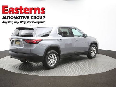Used 2023 Chevrolet Traverse LS FWD image 40
