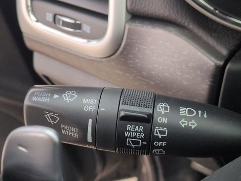 Used 2015 Jeep Grand Cherokee Altitude AWD/4WD image 33