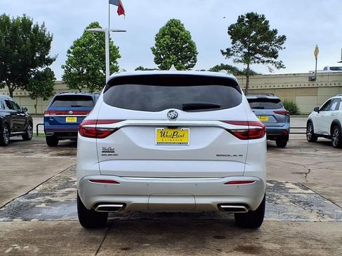 Used 2018 Buick Enclave Essence w/ Trailering Package FWD image 22