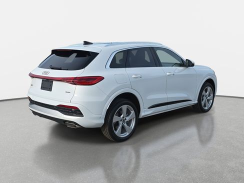 New 2025 Audi Q5 Premium Plus image 5