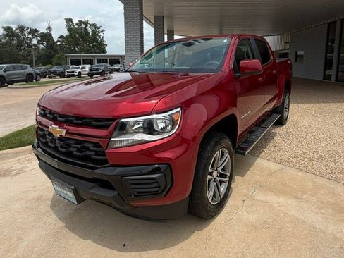 Certified 2022 Chevrolet Colorado W/T w/ Custom Special Edition AWD/4WD image 5