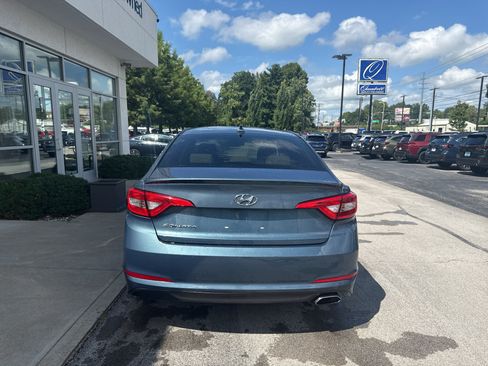 Used 2016 Hyundai Sonata SE FWD image 4