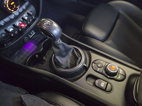 Used 2017 MINI Cooper Clubman S image 24