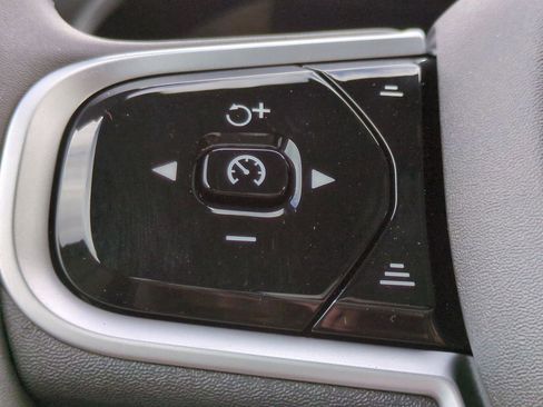 New 2026 Volvo XC90 B6 Plus image 24