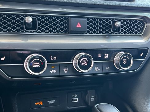 Used 2025 Acura Integra FWD image 19