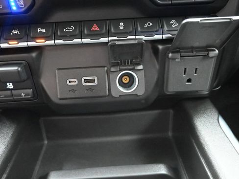 Used 2021 Chevrolet Silverado 1500 LTZ w/ Safety Package II AWD/4WD image 22