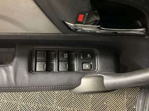 Used 2010 Honda CR-V EX-L image 19