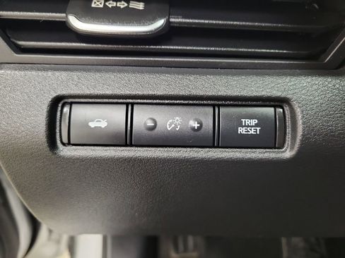 Used 2022 Nissan Altima 2.5 SV image 32