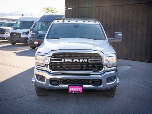 Used 2024 RAM 3500 SLT w/ Quick Order Package 2YG SLT image 2