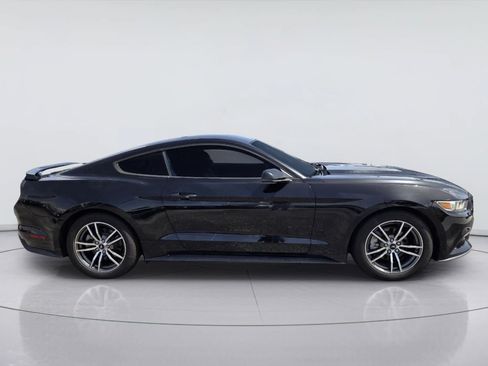 Used 2017 Ford Mustang Premium RWD image 5