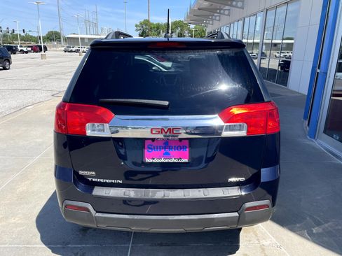 Used 2015 GMC Terrain SLE AWD/4WD image 3