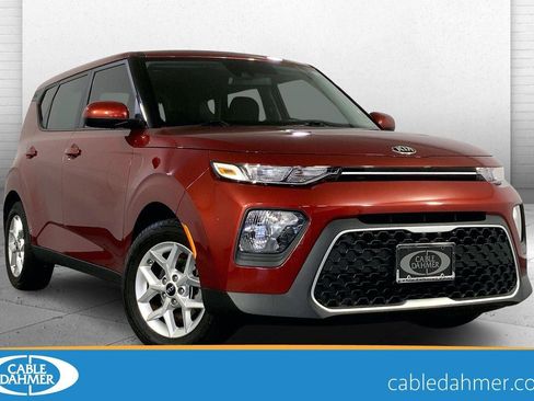 Used 2020 Kia Soul S FWD image 1