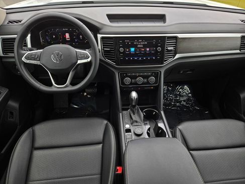 Used 2023 Volkswagen Atlas SE AWD/4WD image 15