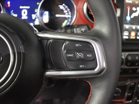 Used 2023 Jeep Wrangler Unlimited Rubicon 4xe AWD/4WD image 17