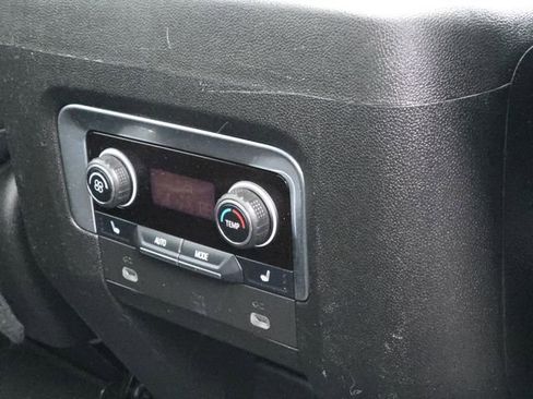 Used 2021 Chevrolet Tahoe Premier w/ Premium Package image 8