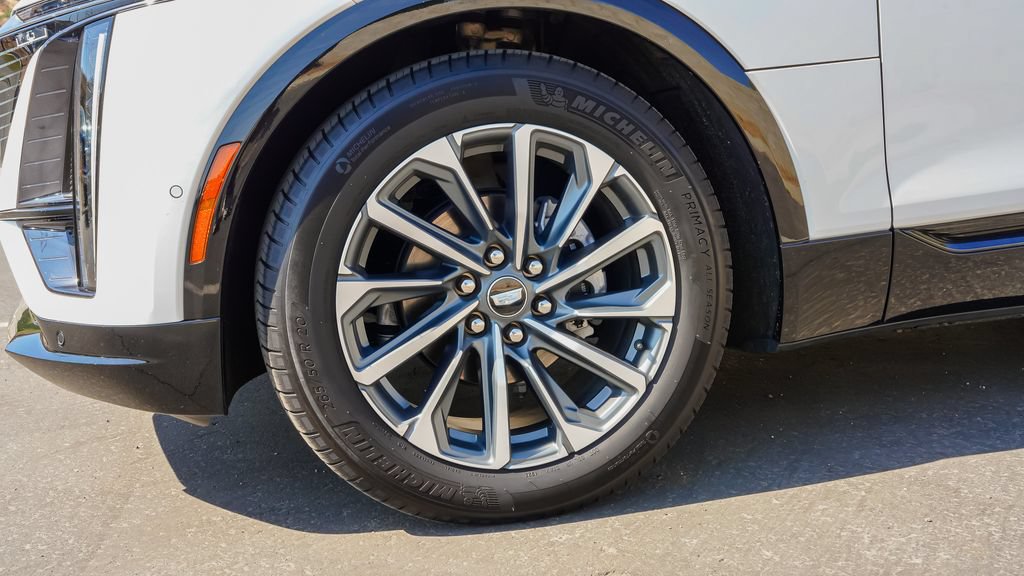 Certified 2024 Cadillac Lyriq Sport RWD image 7
