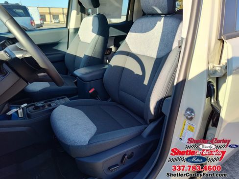 New 2025 Ford Maverick XLT w/ XLT Luxury Package AWD/4WD image 9