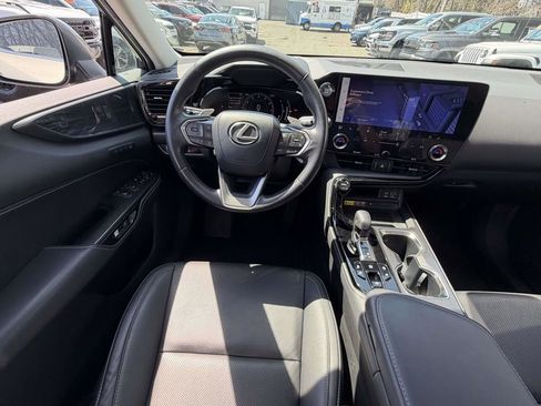 Used 2023 Lexus NX 350 AWD image 21