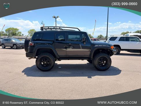 Used 2007 Toyota FJ Cruiser 4WD image 4