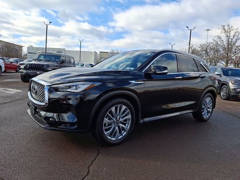 Certified 2025 INFINITI QX50 Luxe image 3