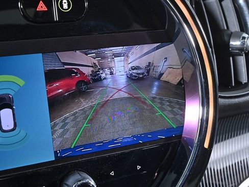 Certified 2023 MINI Cooper Countryman SE w/ Storage Package image 16