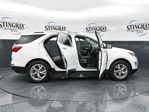 Used 2021 Chevrolet Equinox Premier image 28