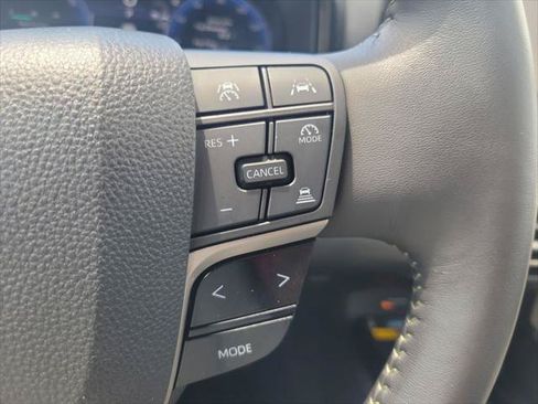 Certified 2025 Toyota Camry XLE FWD image 22