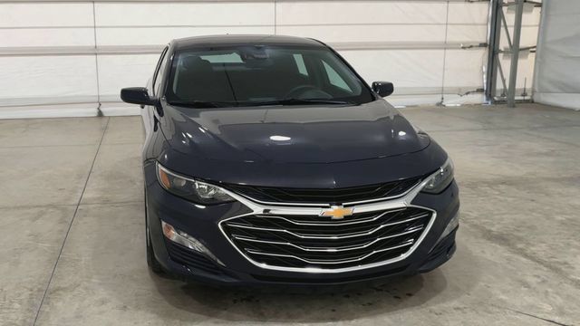 Used 2025 Chevrolet Malibu LT FWD image 7