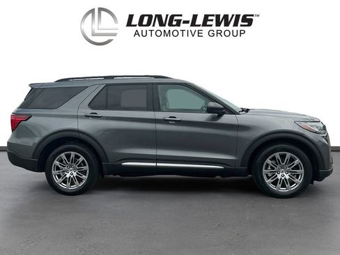 Used 2025 Ford Explorer Active w/ Active Comfort Package AWD/4WD image 8