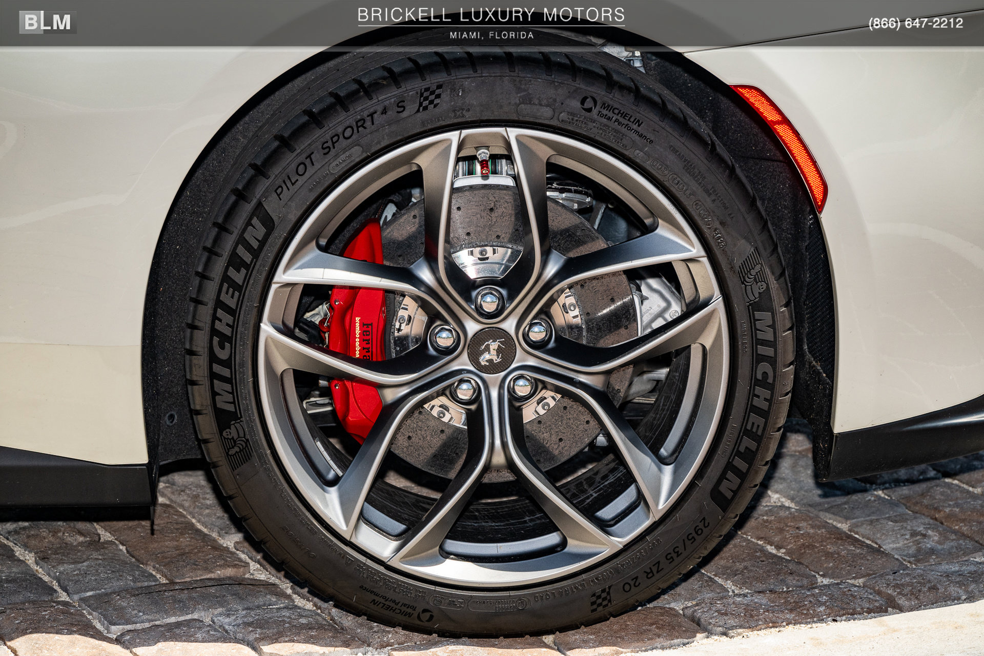 Used 2018 Ferrari GTC4Lusso T RWD image 48