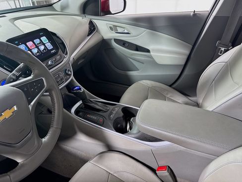 Used 2018 Chevrolet Volt LT w/ LT Driver Confidence Package image 22