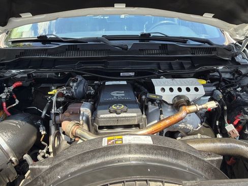 Used 2018 RAM 2500 Laramie AWD/4WD image 33