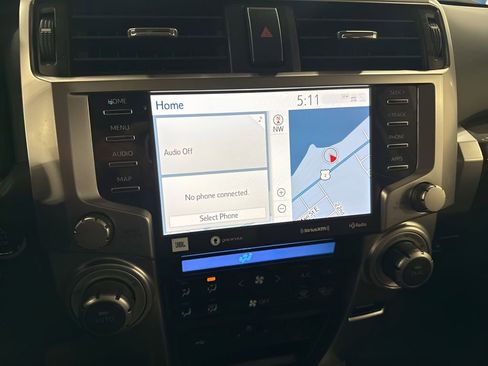 Used 2021 Toyota 4Runner Limited image 10