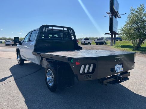 Used 2022 Chevrolet Silverado 3500 LT image 7