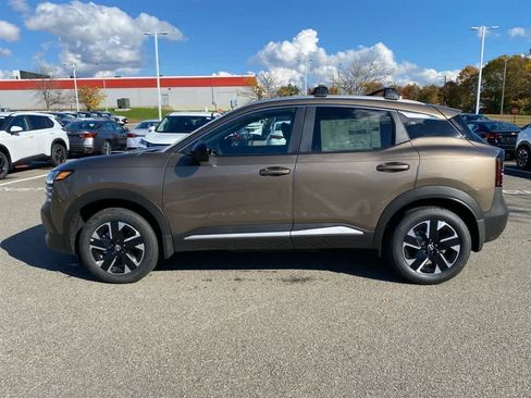 New 2026 Nissan Kicks SV w/ SV Premium Package image 8