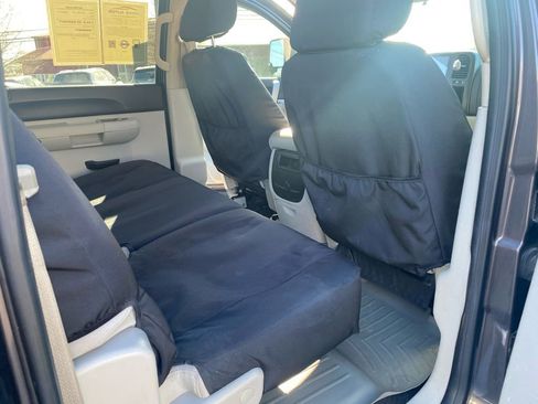 Used 2010 Chevrolet Silverado 2500 LT w/ Interior Plus Package image 24