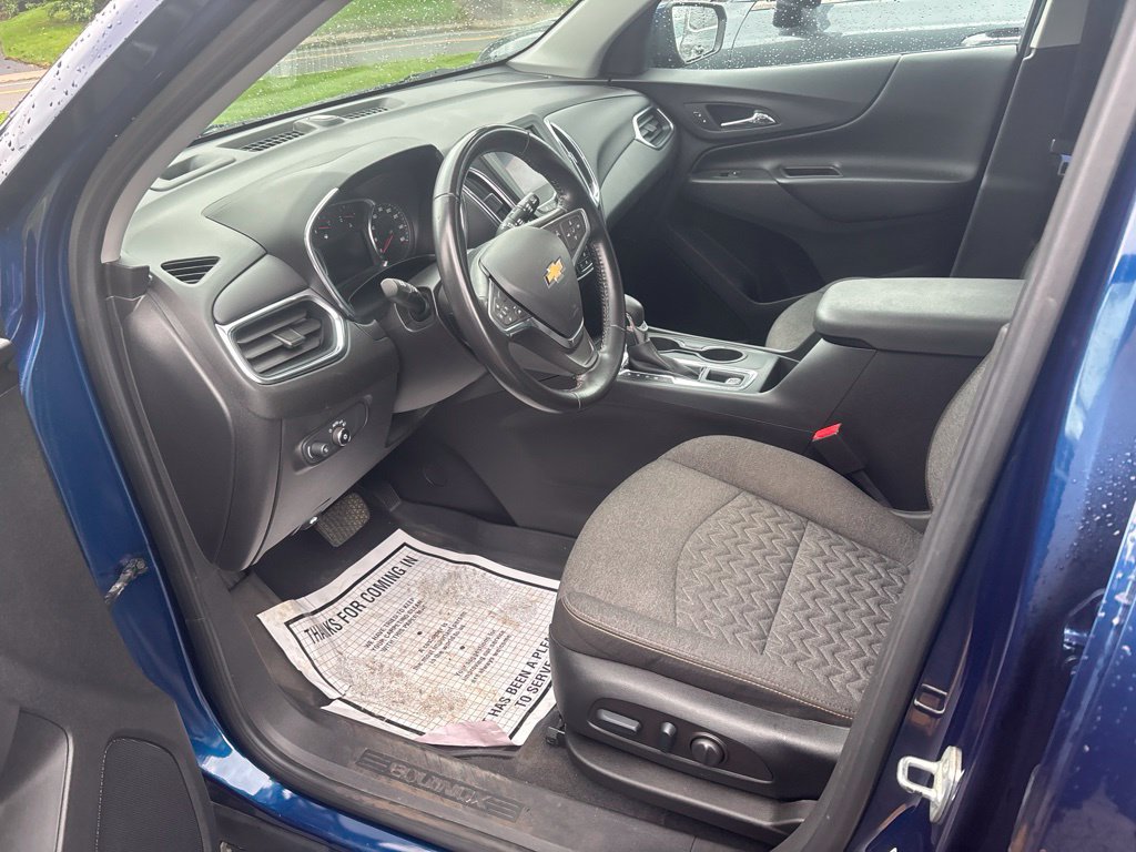 Used 2022 Chevrolet Equinox LT AWD/4WD image 3